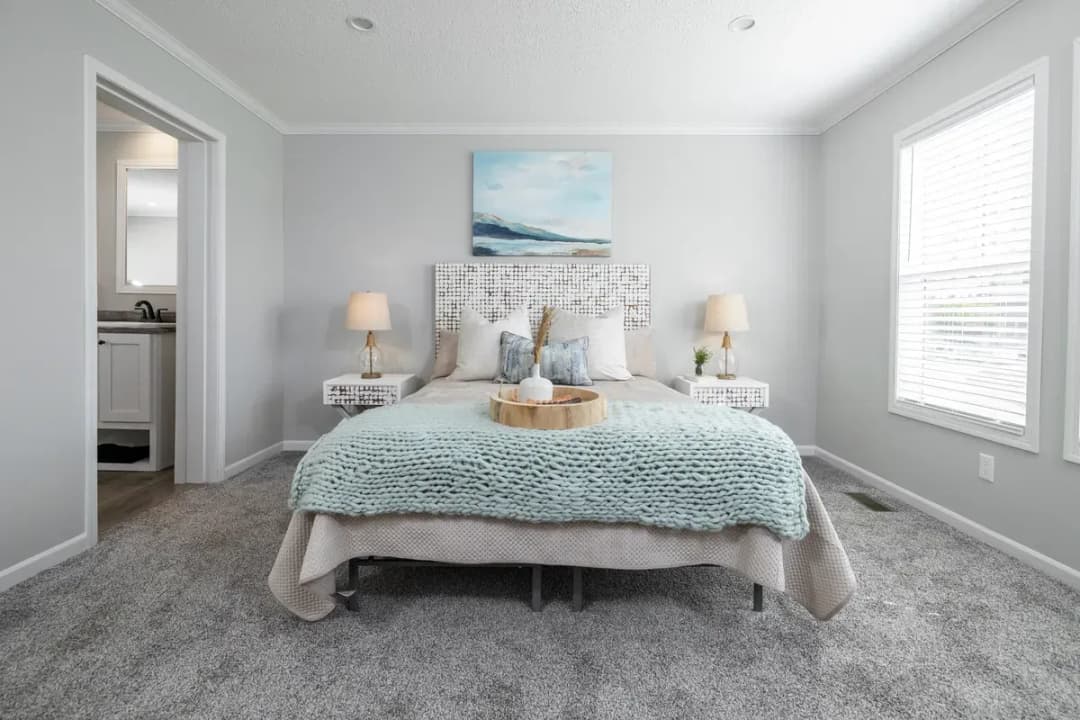 The jefferson bedroom home features