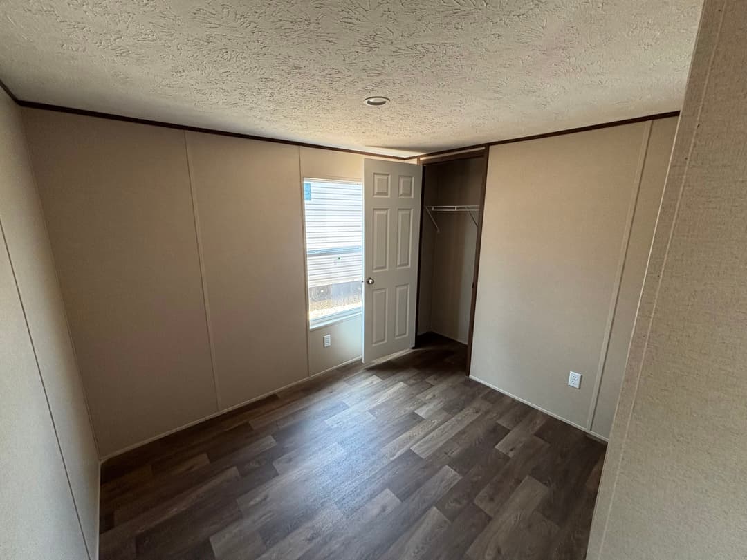 Sensation bedroom home features