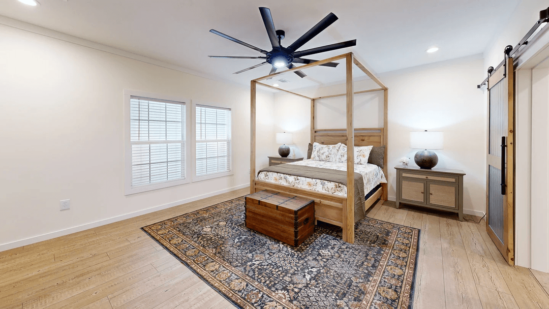 The rocking chair (biloxi) bedroom home features