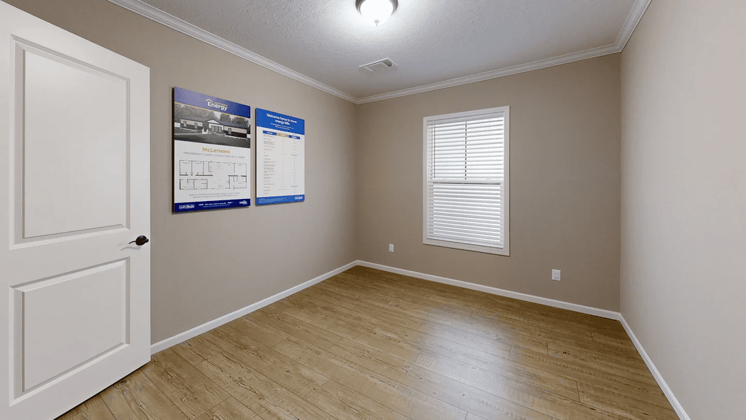 Mclemore ( biloxi) bedroom home features