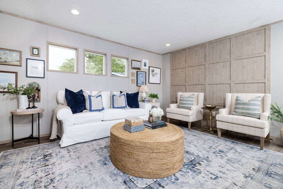 Magellan interior home features