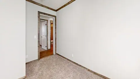 The jackson  home features