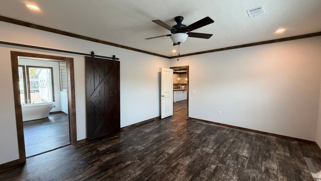 Tyra ii bedroom home features