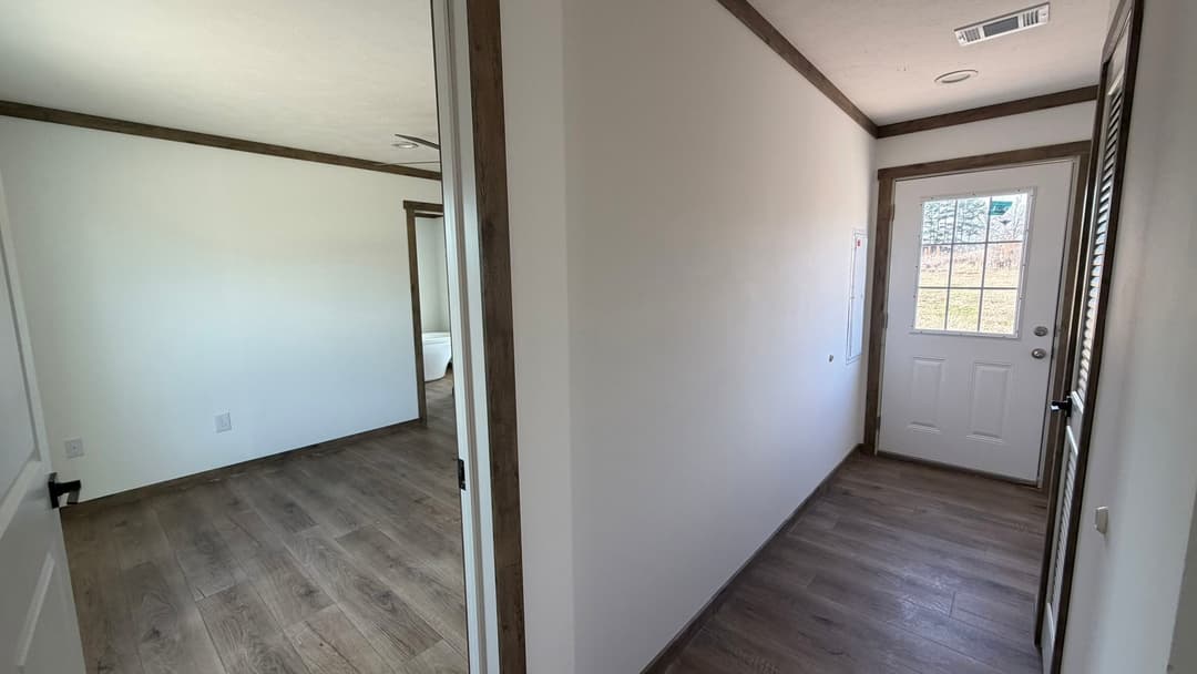 Annie interior home features