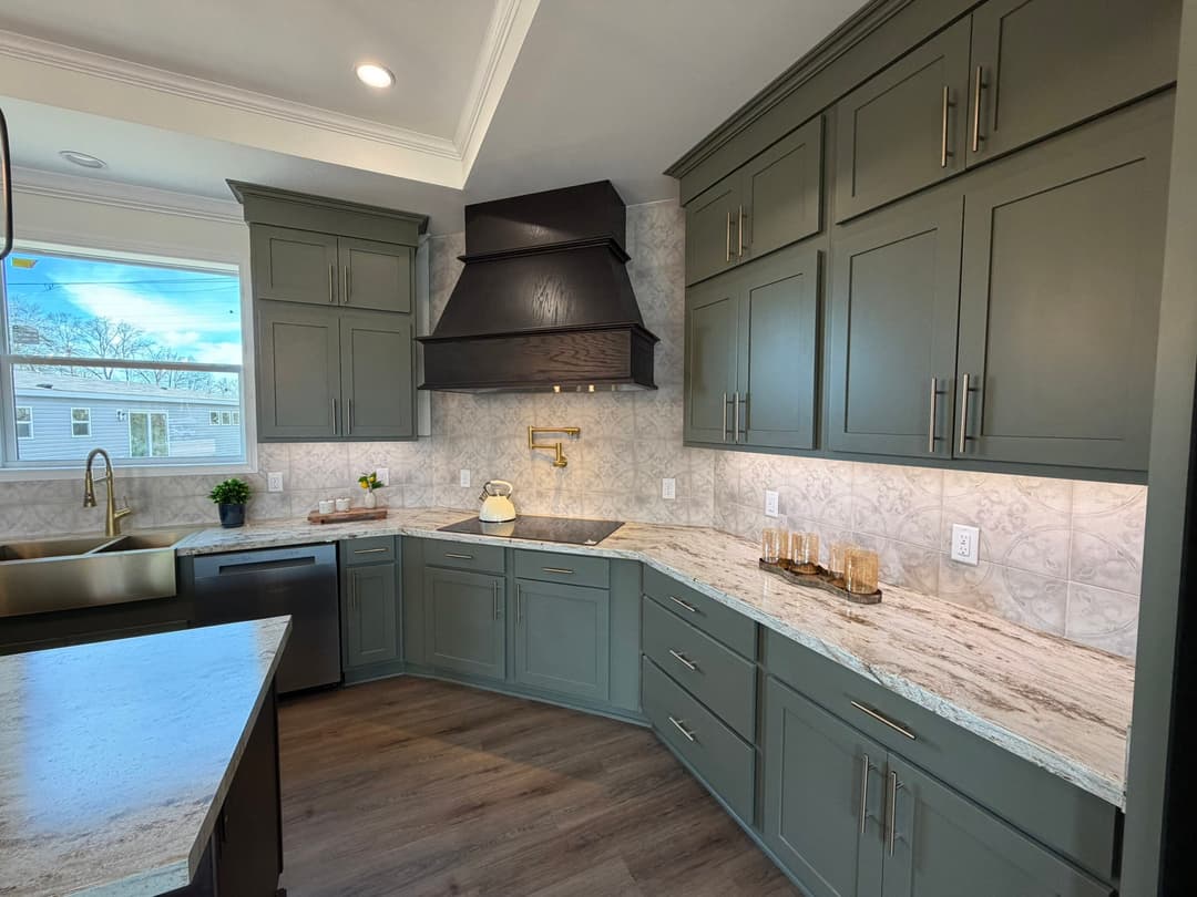 Ponderosa kitchen home features