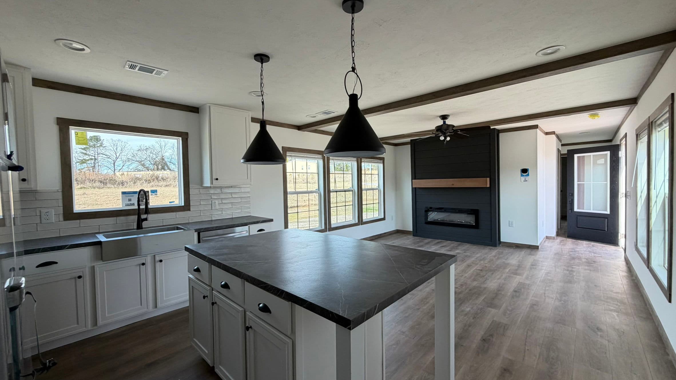 Annie kitchen and hero home features