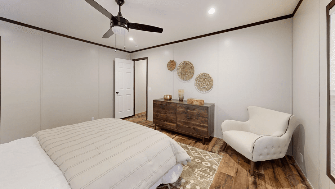Mountain view (biloxi) bedroom home features