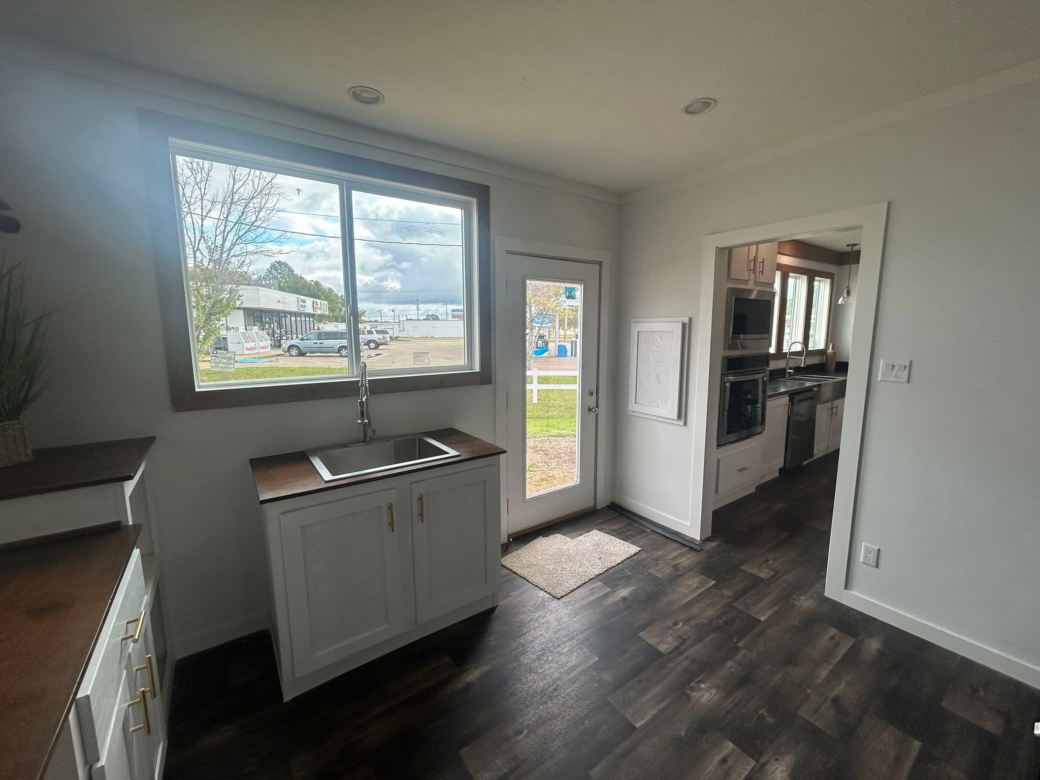 Twin creek interior home features