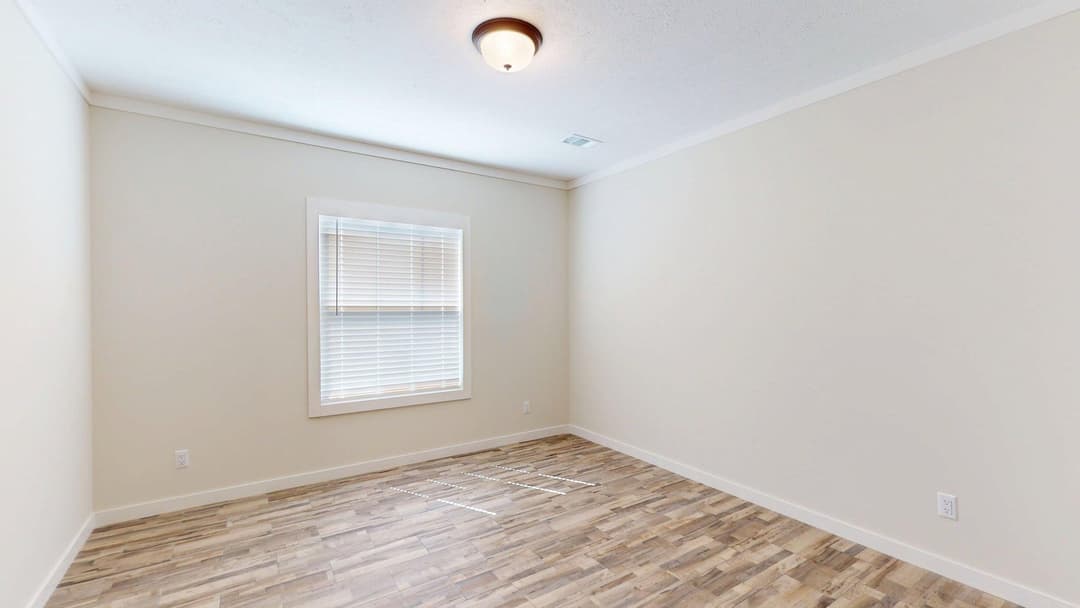 South fork (biloxi) bedroom home features