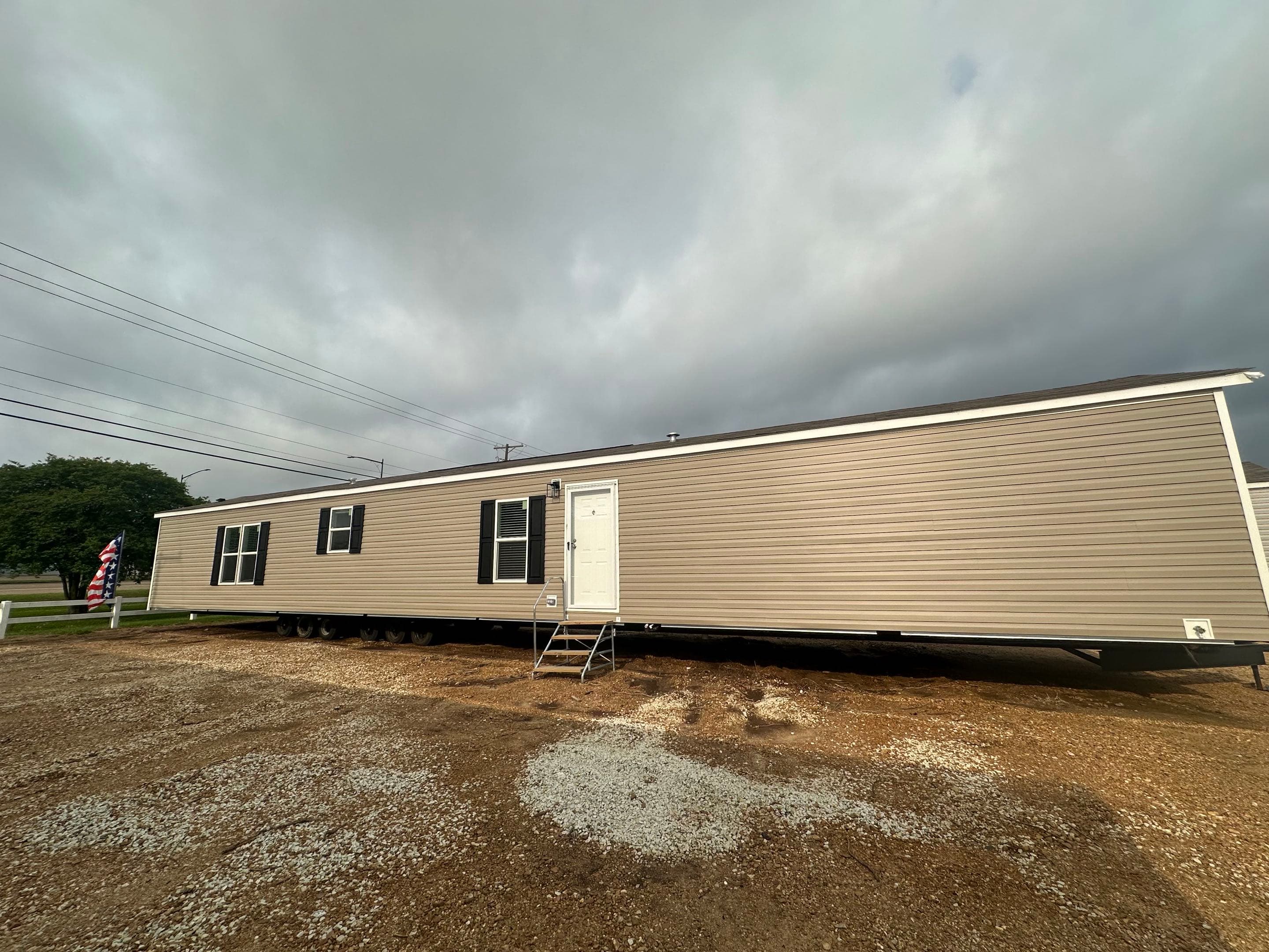 Edge exterior home features