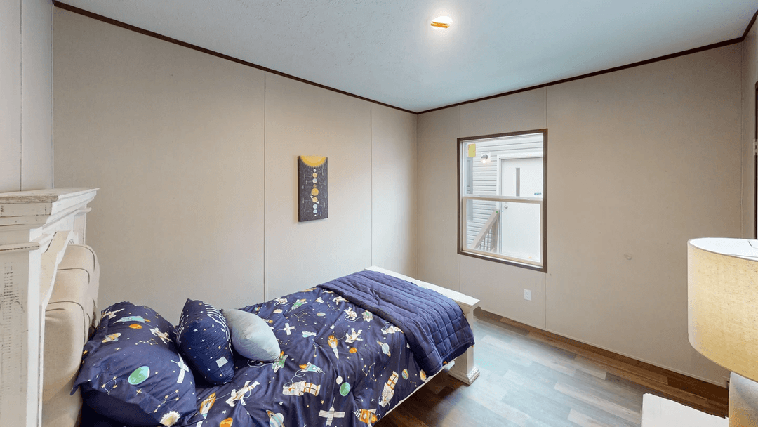 Tru birch bedroom home features