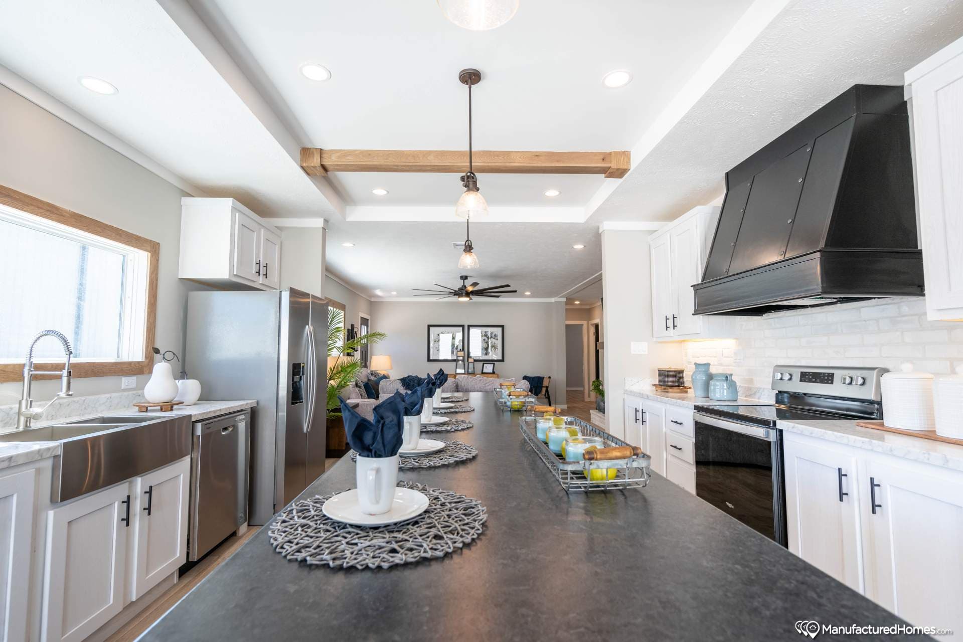 Shades creek kitchen home features