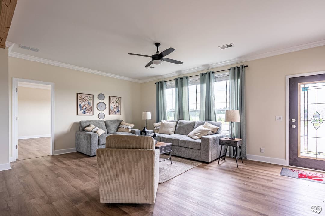 The maggie interior home features