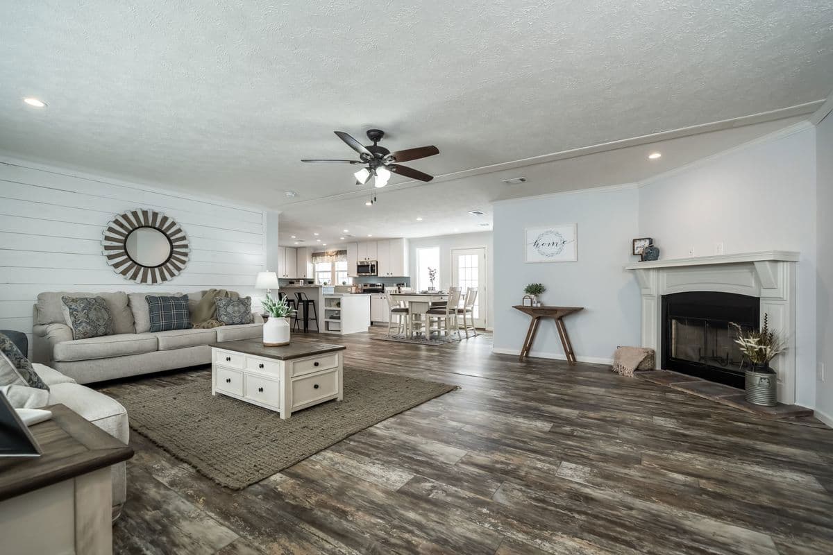 The leahy interior home features