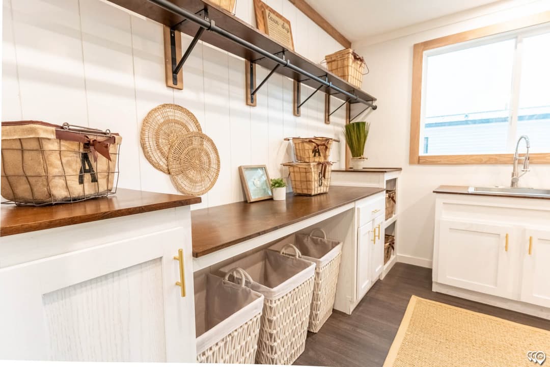 Twin creek interior home features