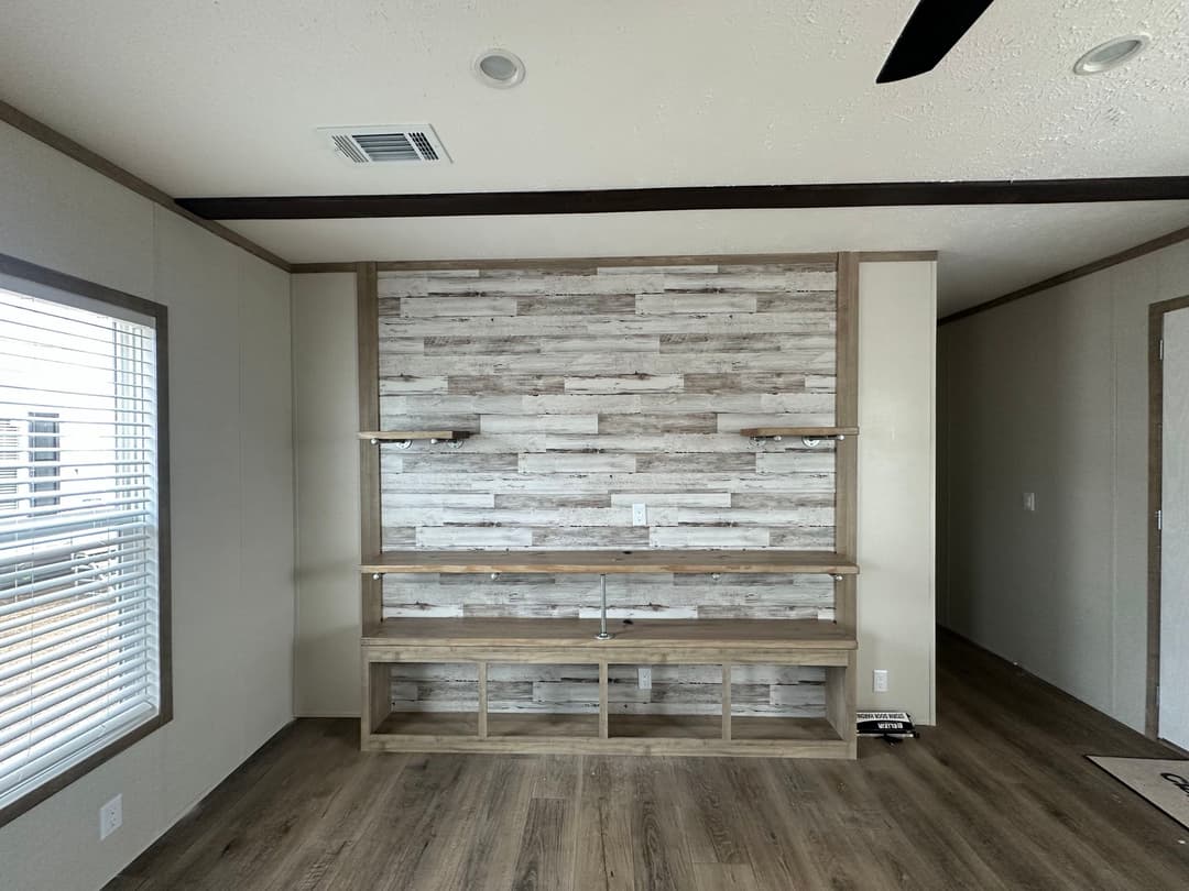 Edge interior home features