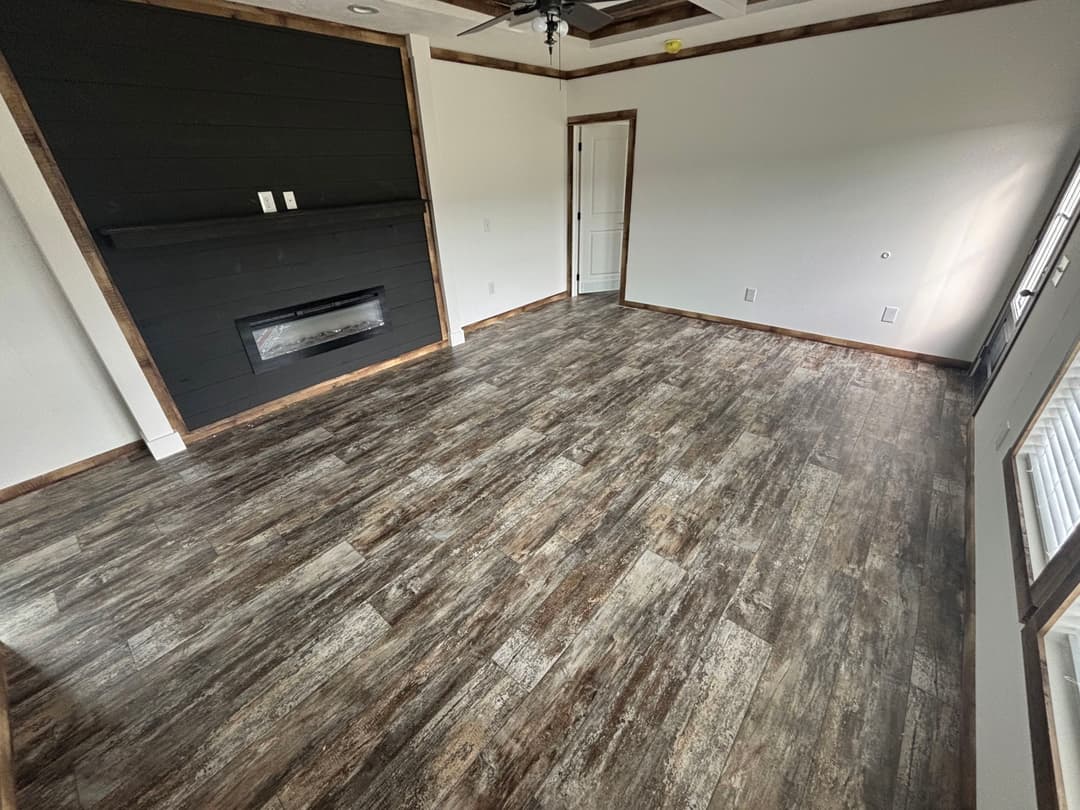 The bobby jo interior home features